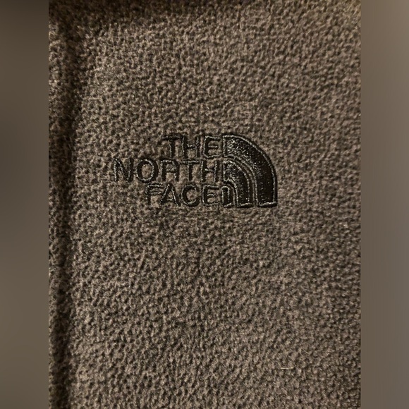 The North Face zip up hoodie women’s large - Picture 6 of 7